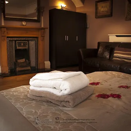 Rylstone Mere Hotel Whitby